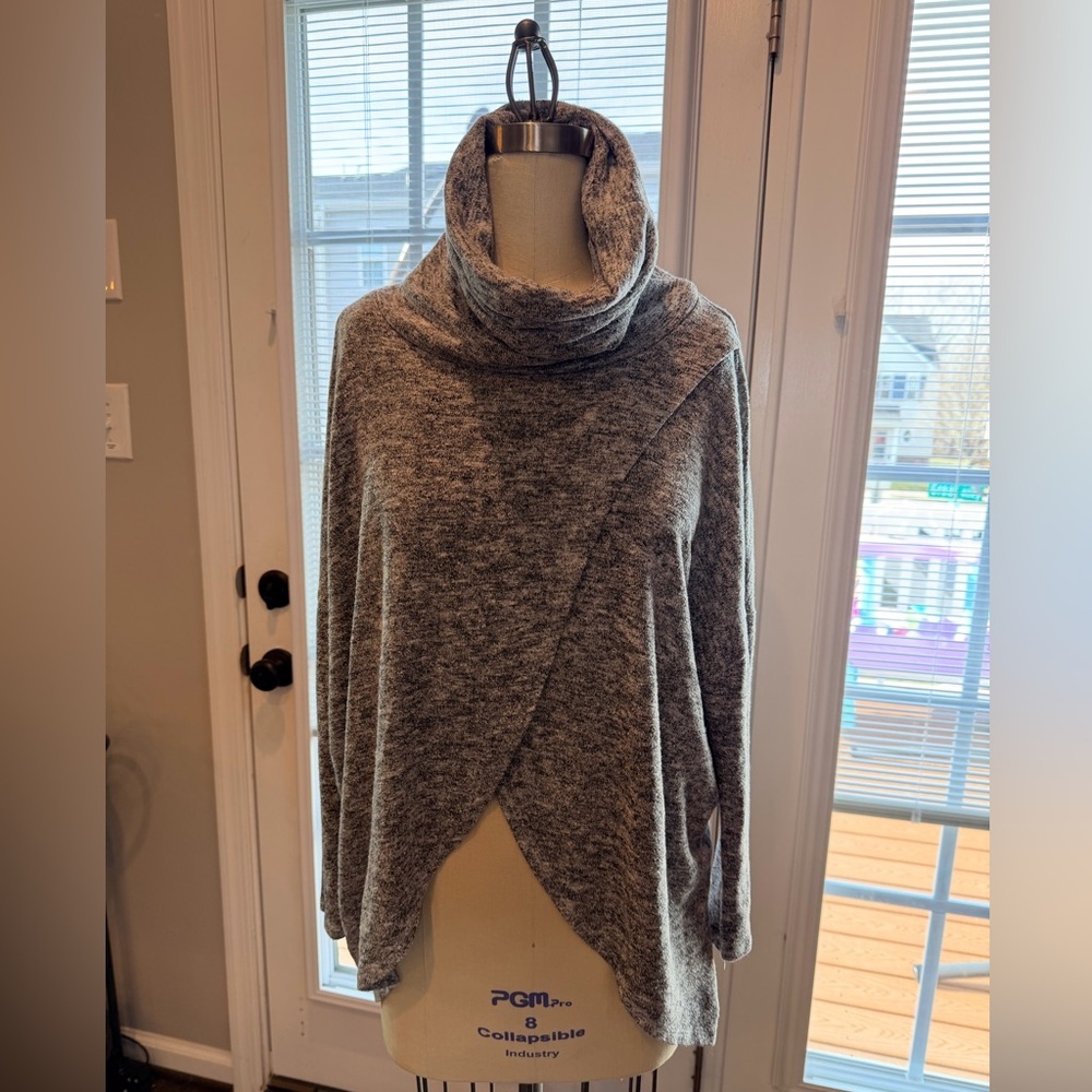 Cowl Neck Tunic Sweater Small Gray Asymmetrical Hem Cozy Knit - Picture 3 of 9